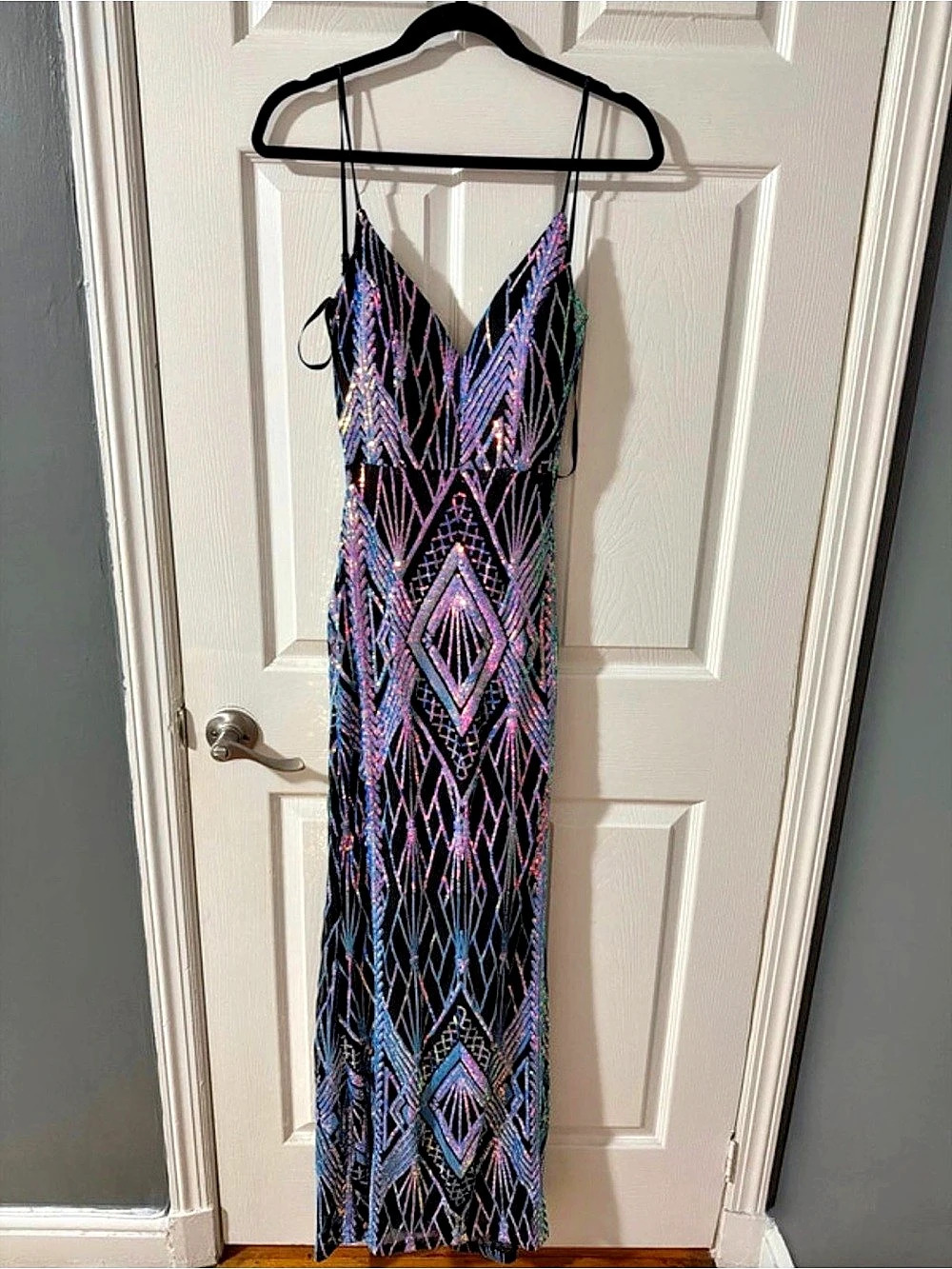 Emerald Sundae Geometric Sequin Maxi Dress in Black & Purple Size Small